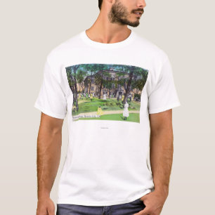Außenansicht von Washington-Schule T-Shirt