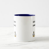 Aussenseiter seit Geburt. Linux-Benutzer seit Zweifarbige Tasse (Mittel)