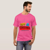 Außer Kontrolle – Fette Typografie Statement Desig T-Shirt (Vorne ganz)