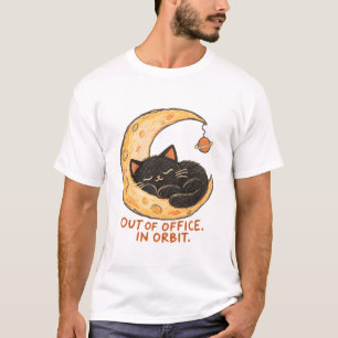 Außerhalb des Büros in der Umlaufbahn Schlafende K T-Shirt