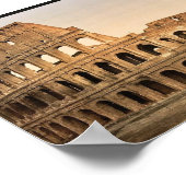 Außerhalb des Kolosseums, Rom, Italien klassisches Poster (Ecke)