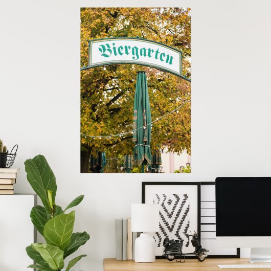 Außerhalb von Biergarten, Deutschland Poster (Heimbüro)