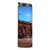 Außerhalb von York Thermosbecher (Nach rechts gedreht)