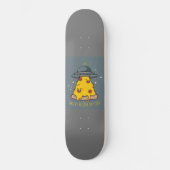 "Außerirdischen glauben an Pizza" Skateboard (Vorderseite)