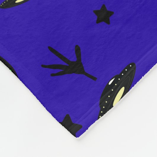 Außerirdischen, Sterne und Raumschiffe Fleecedecke (Ecke)