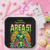 Außerirdischen wandern in der Nähe von Area 51 unt Pappteller (Party)