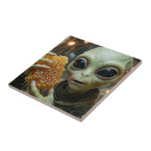 Außerirdisches Alien-Wesen mit Honigwabe Fliese (Seite)