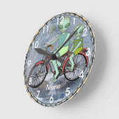 Außerirdisches Fahrrad   Runde Wanduhr (Winkel)
