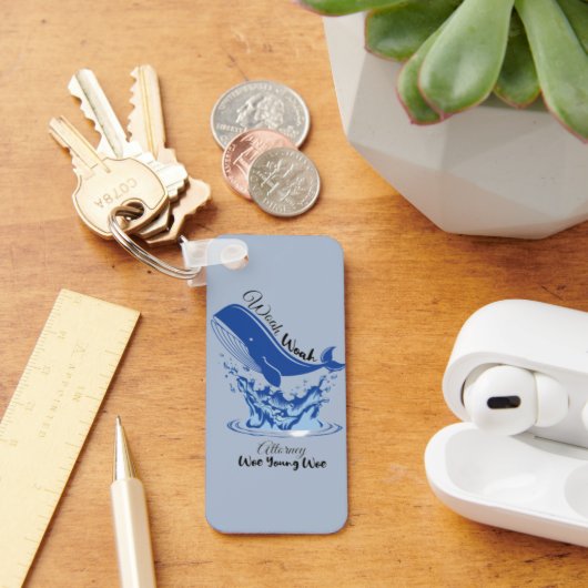 Außerordentlicher Schlüsselanhänger der Anwältin W (Schreibtisch)