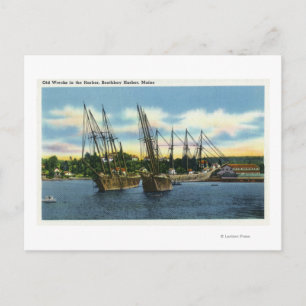 Aussicht auf alte Schiffswracks im Hafen Postkarte