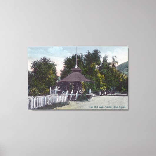 Aussicht auf das Old Well House am Blue Lake Leinwanddruck (Vorderseite)