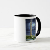 Aussicht auf das Pilgerdenkmal in der Nacht Tasse (VorderseiteRechts)