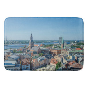 Aussicht auf das Stadtzentrum von Riga von oben Badematte