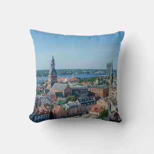 Aussicht auf das Stadtzentrum von Riga von oben Kissen