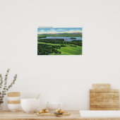 Aussicht auf den Golfplatz von Saranac Inn Poster (Küche)