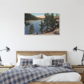 Aussicht auf den See durch die Pinien Leinwanddruck (Insitu (Schlafzimmer))