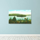 Aussicht auf den See Loon und die Insel Blythewood Leinwanddruck (Insitu (Holzboden))