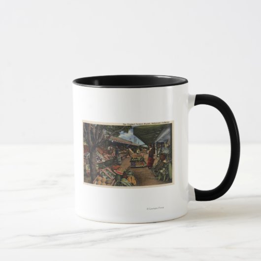 Aussicht auf den ursprünglichen Bauernmarkt Tasse (Rechts)