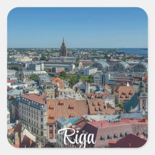 Aussicht auf die Altstadt von Riga von oben Quadratischer Aufkleber