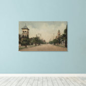 Aussicht auf die Cajon Street mit vier Kirchen Leinwanddruck (Insitu (Holzboden))