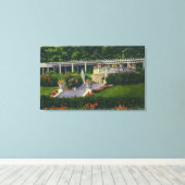 Aussicht auf die Gärten von Yaddo Leinwanddruck (Insitu (Holzboden))