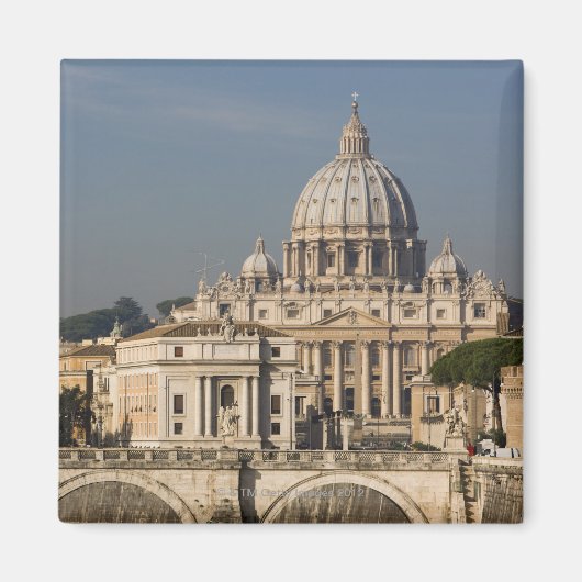 Aussicht auf die Kuppel des Petersdom mit Magnet (Vorne)