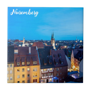 Aussicht auf die Nürnberger Altstadt in der Nacht Fliese