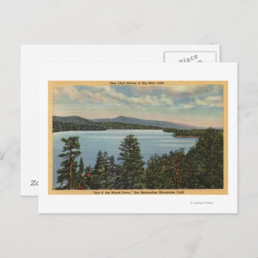 Aussicht auf die Pine Clad Ufer des Sees Postkarte (Vorne/Hinten)