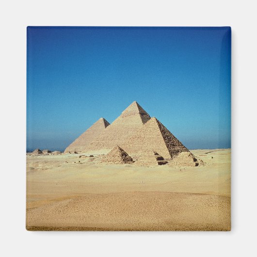 Aussicht auf die Pyramiden Magnet (Vorne)