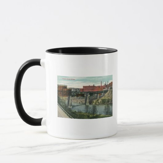 Aussicht auf die Vincent Street Bridge Tasse (Links)