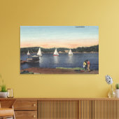 Aussicht auf Dock, See und Segelboote Leinwanddruck (Insitu (Wohnzimmer))