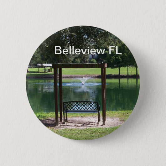 Aussicht auf einen kleinen See Button (Vorderseite)