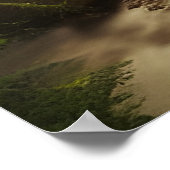 Aussicht auf einen Waldstrom Poster (Ecke)