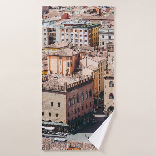 Aussicht auf Piazza Maggiore Platz und San Petr Badehandtuch (Badehandtuch)