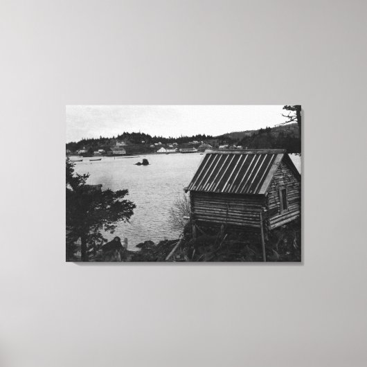 Aussicht auf Seldovia, Alaska aus dem Wasser Leinwanddruck (Vorderseite)