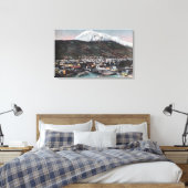 Aussicht auf Stadt und Berg DeweySkagway, AK Leinwanddruck (Insitu (Schlafzimmer))