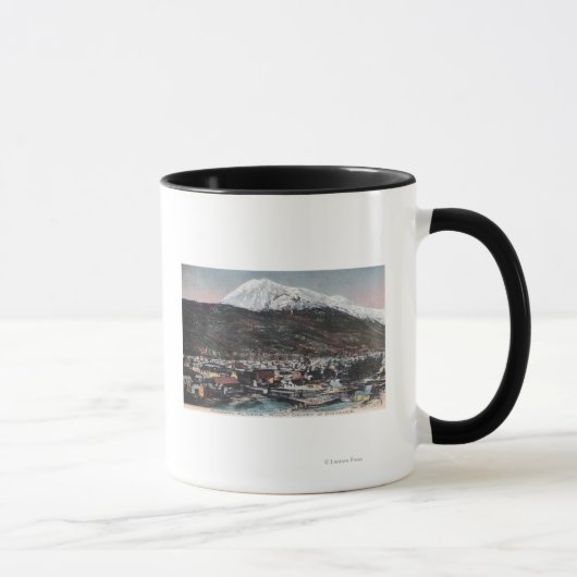 Aussicht auf Stadt und Berg DeweySkagway, AK Tasse (Rechts)
