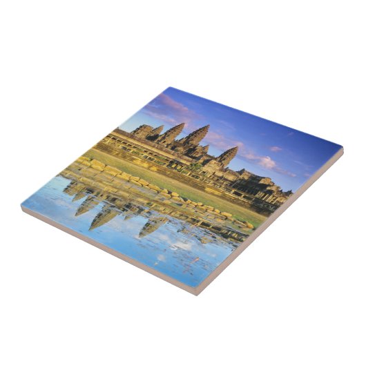 Aussicht auf Tempel von vorne Fliese (Seite)