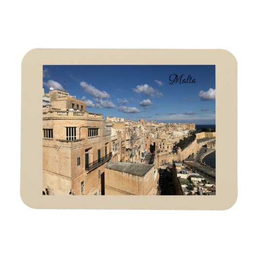 Aussicht auf Valletta, Malta von Sun, Moon & Etoil Magnet (Horizontal)
