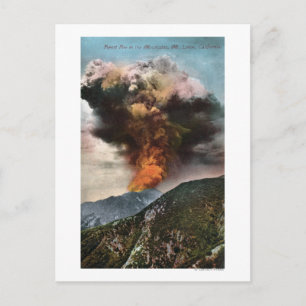 Aussicht auf Wälder Feuer in den Bergen Postkarte