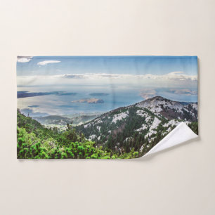 Aussicht aufs Meer aus den Bergen Handtuch