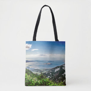 Aussicht aufs Meer aus den Bergen Tasche