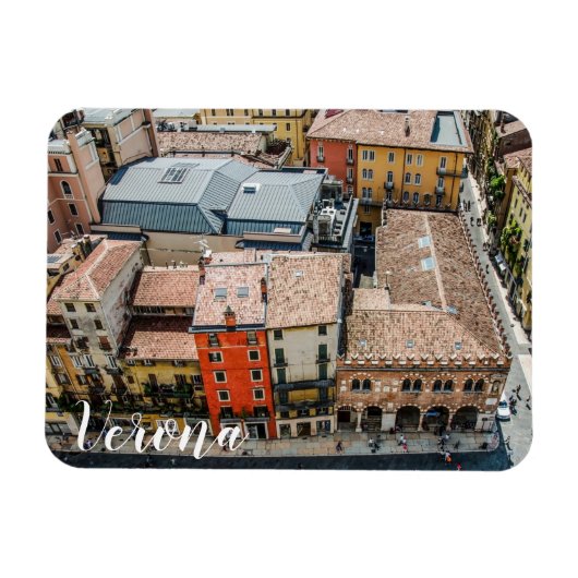 Aussicht von oben auf die bunten Fassaden der Gebä Magnet (Horizontal)