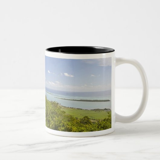 Aussichtspunkt in der Nähe von Grand Riviere Noire Zweifarbige Tasse (Rechts)