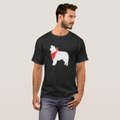 Aussie Australian Shepherd Dog Wearing Red Bandana T-Shirt (Vorne ganz)