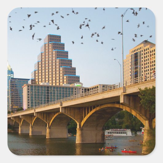 Austin, Texas mit Fledermäuse Quadratischer Aufkleber (Vorderseite)