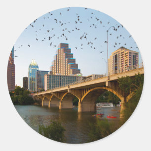 Austin, Texas mit Fledermäuse Runder Aufkleber