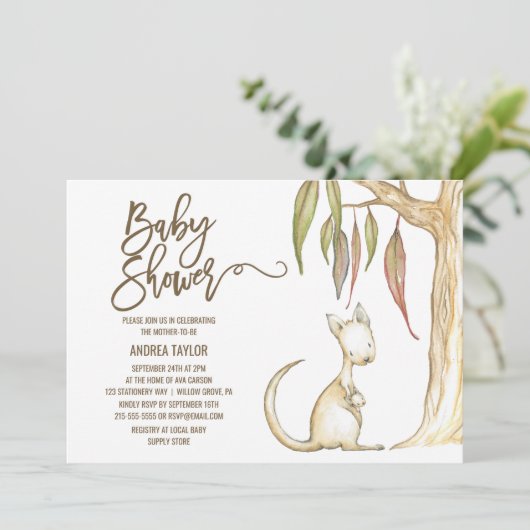 Australian Kangaroo & Joey Neutral Baby Shower Einladung (Stehend Vorderseite)
