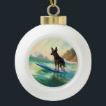 Australian Kelpie Beach Surfing Painting Keramik Kugel-Ornament<br><div class="desc">Tauchen Sie ein in die spielerische Welt des Kaninchen-Abenteuers mit diesem faszinierenden Bild. Ein gepflegter Hund geht zu den Wellen und reitet geschickt auf einem sonnengeküssten Strand. Das lebendige Kunstwerk vereint wunderbar das Wesentliche der Erregung am Strand, während der Hund furchtlos auf den Wellen reitet und den Geist von Spaß...</div>