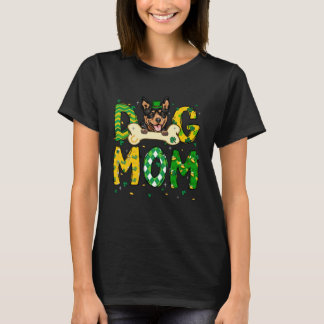 Australian Kelpie Mom Dog Mom Shamrock St Patrick T-Shirt
